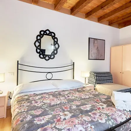 Next To The Library Appartement Verona