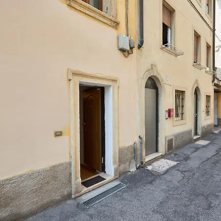 Apartment Next To The Library Verona
